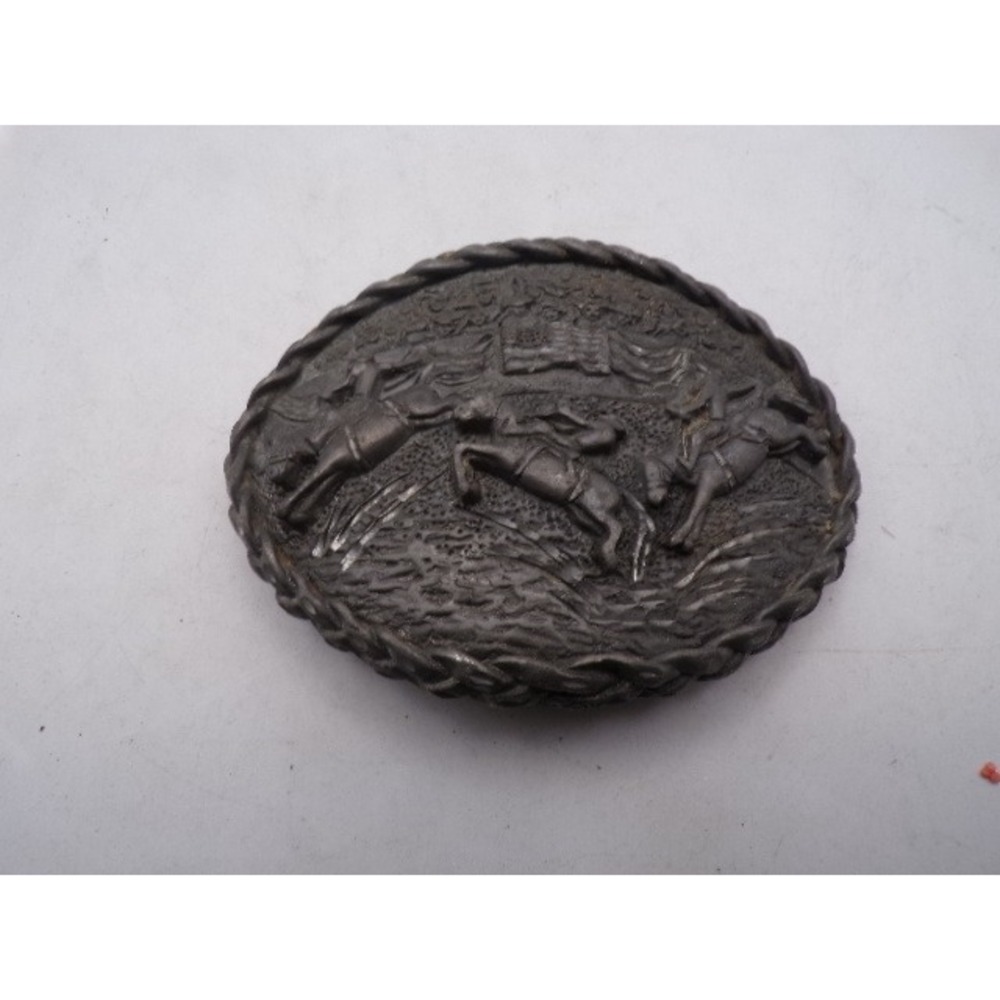 Vintage 1983 Siskiyou Rodeo Horse American Flag Pewter Oval Western‎ Belt Buckle